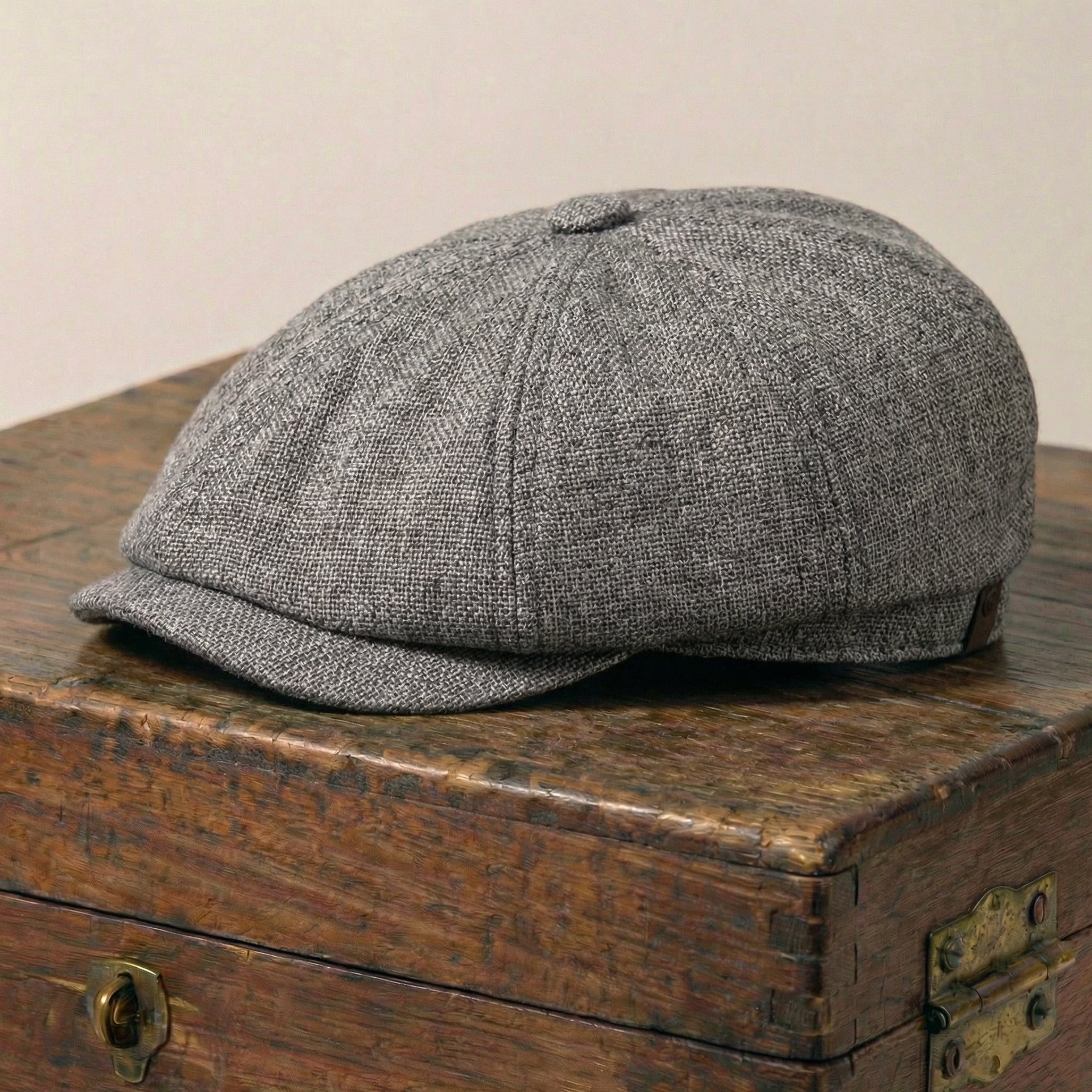 Gray / 21.5
